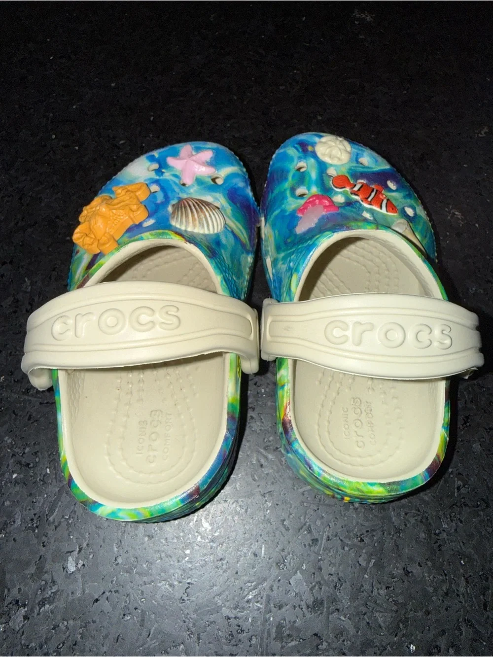 UEC CROCS UNDER THE SEA CLASSIC CLOGS VIBRANT COLORFUL UNDER WATER SEA LIFE SZ 5
